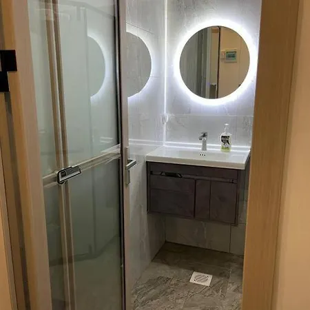 Elegant 1 Bed Apartment Near Yaya Centre With Gym Nairobi Exterior photo