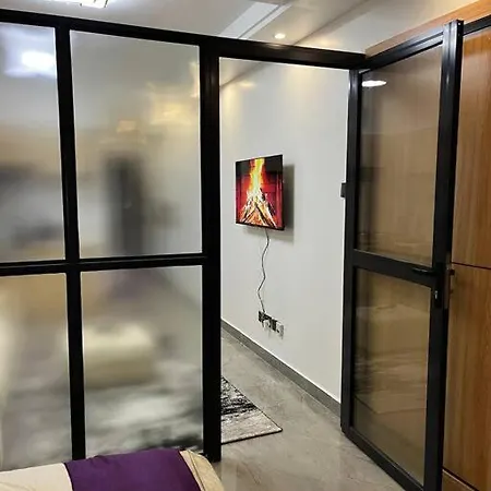 Elegant 1 Bed Apartment Near Yaya Centre With Gym Nairobi Exterior photo